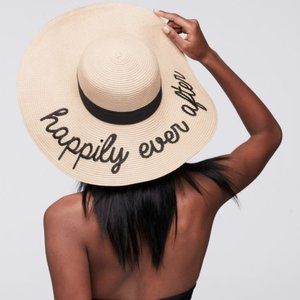 Bridal Floppy Beach Hat NWT